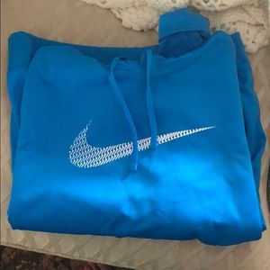 Men’s Nike thermal fit hoodie